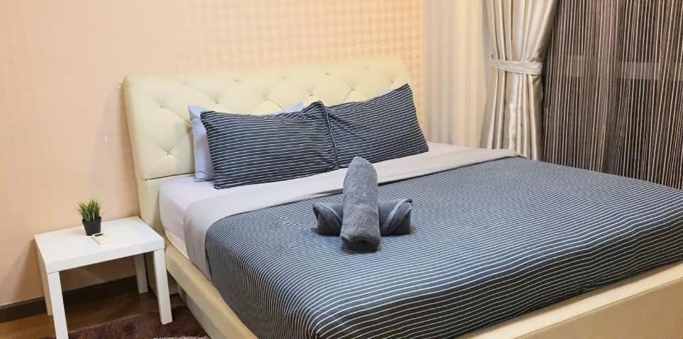 Regalia Suites With Infinity Pool Klcc By Staycation Homes 쿠알라룸푸르 외부 사진