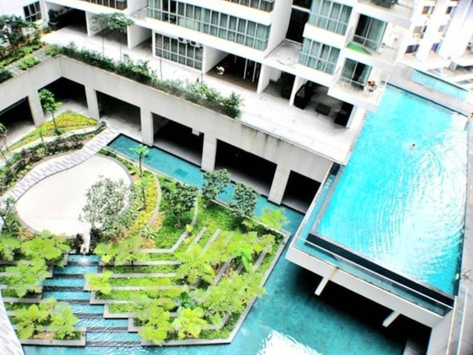 Regalia Suites With Infinity Pool Klcc By Staycation Homes 쿠알라룸푸르 외부 사진